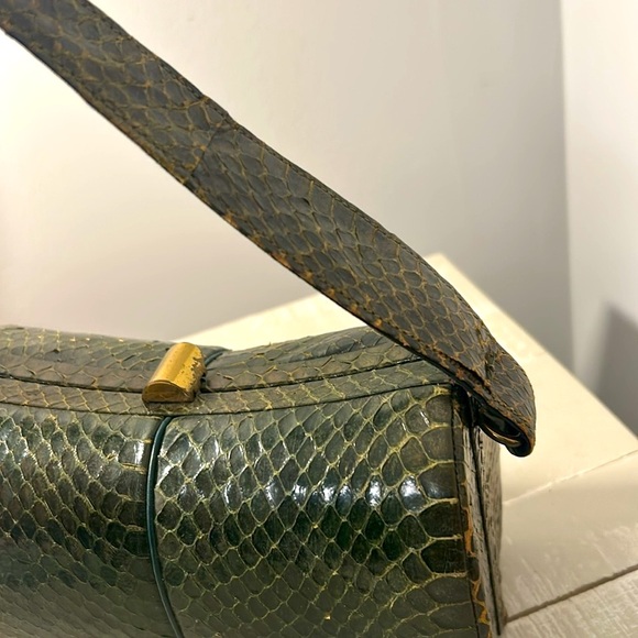 VTG GUC Amazing Snakeskin Handbag - Picture 6 of 13